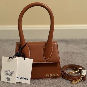 Brand New Jacquemus Le Chiquito moyen with tags and dust bag.